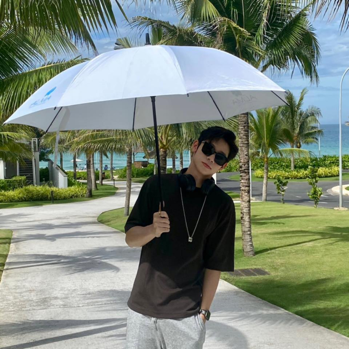 triệu người hóng danh tính hot boy k được nhận xét có vibe giống Kim Soo Hyun đang đi thi