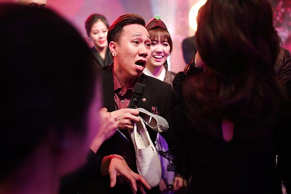 Không thể nhịn cười khi xem ảnh này ở đám cưới Trấn Thành - Hari Won - Ảnh 14.