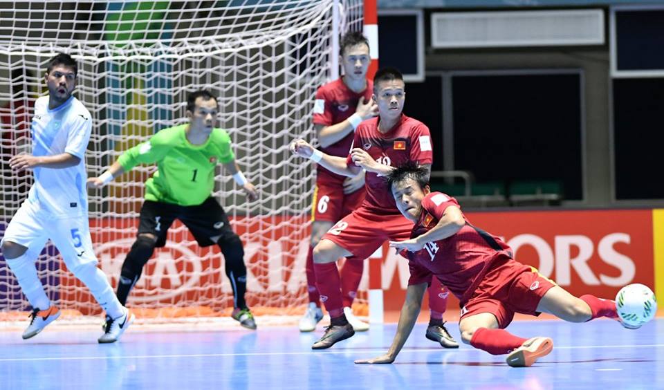 Góc khuất sau chiến thắng lịch sử của futsal Việt Nam ở World Cup - Ảnh 1. Góc khuất sau chiến thắng lịch sử của futsal Việt Nam ở World Cup - Ảnh 1.