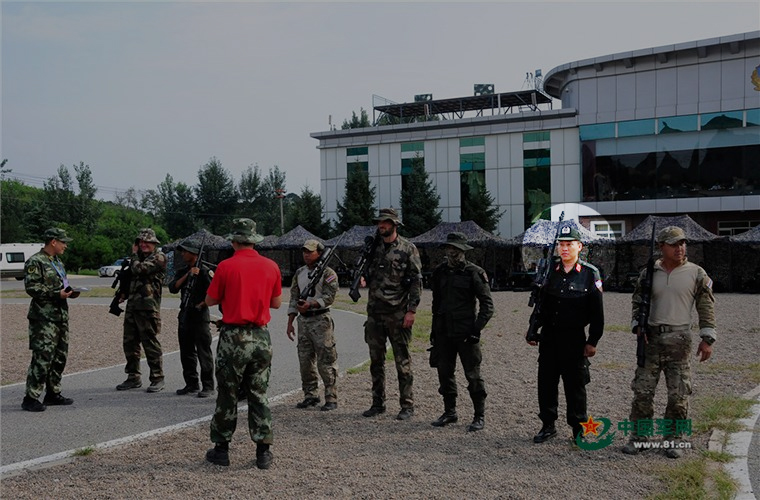 Cảnh sát cơ động Việt Nam tham gia thi bắn tỉa ở Trung Quốc? - Ảnh 8. Cảnh sát cơ động Việt Nam tham gia thi bắn tỉa ở Trung Quốc? - Ảnh 8.