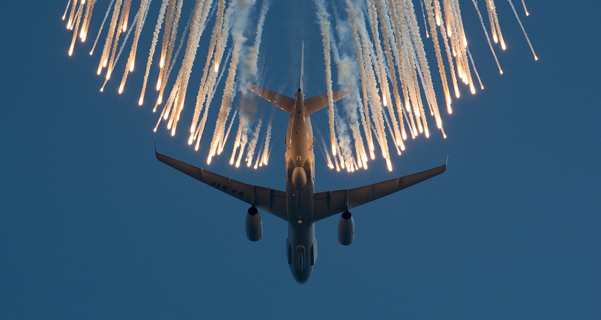 BQP Nga chính thức ký hợp đồng mua một máy bay trinh sát Tu-214R - Ảnh 2. BQP Nga chính thức ký hợp đồng mua một máy bay trinh sát Tu-214R - Ảnh 2.