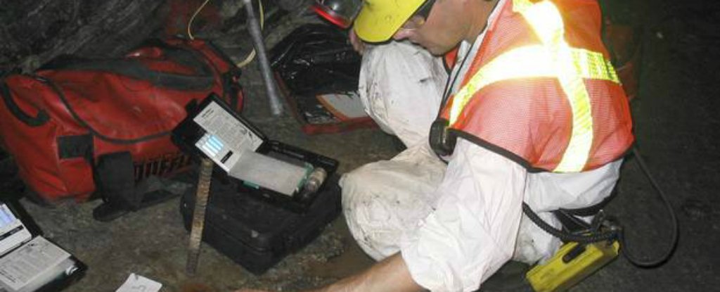 Phát hiện dạng sống ngoài hành tinh tại hồ nước 2,64 tỷ năm tuổi ngay trên Trái Đất! - Ảnh 4. Phát hiện dạng sống ngoài hành tinh tại hồ nước 2,64 tỷ năm tuổi ngay trên Trái Đất! - Ảnh 4.