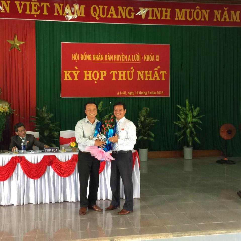 Bí thư Thừa Thiên Huế: Ủng hộ nhau thì vẫn có. Sự đời là vậy - Ảnh 2. Bí thư Thừa Thiên Huế: Ủng hộ nhau thì vẫn có. Sự đời là vậy - Ảnh 2.