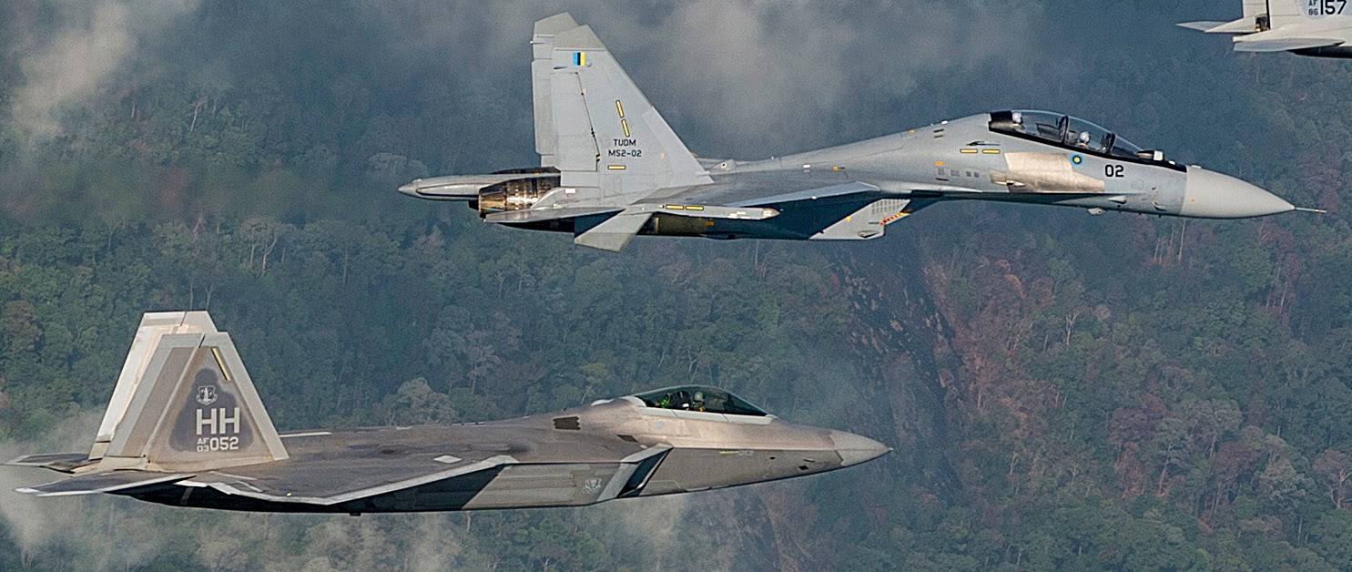 Bí mật tiêm kích Su-30: Những cuộc đối mặt trên Biển Đông - Ảnh 3. Bí mật tiêm kích Su-30: Những cuộc đối mặt trên Biển Đông - Ảnh 3.