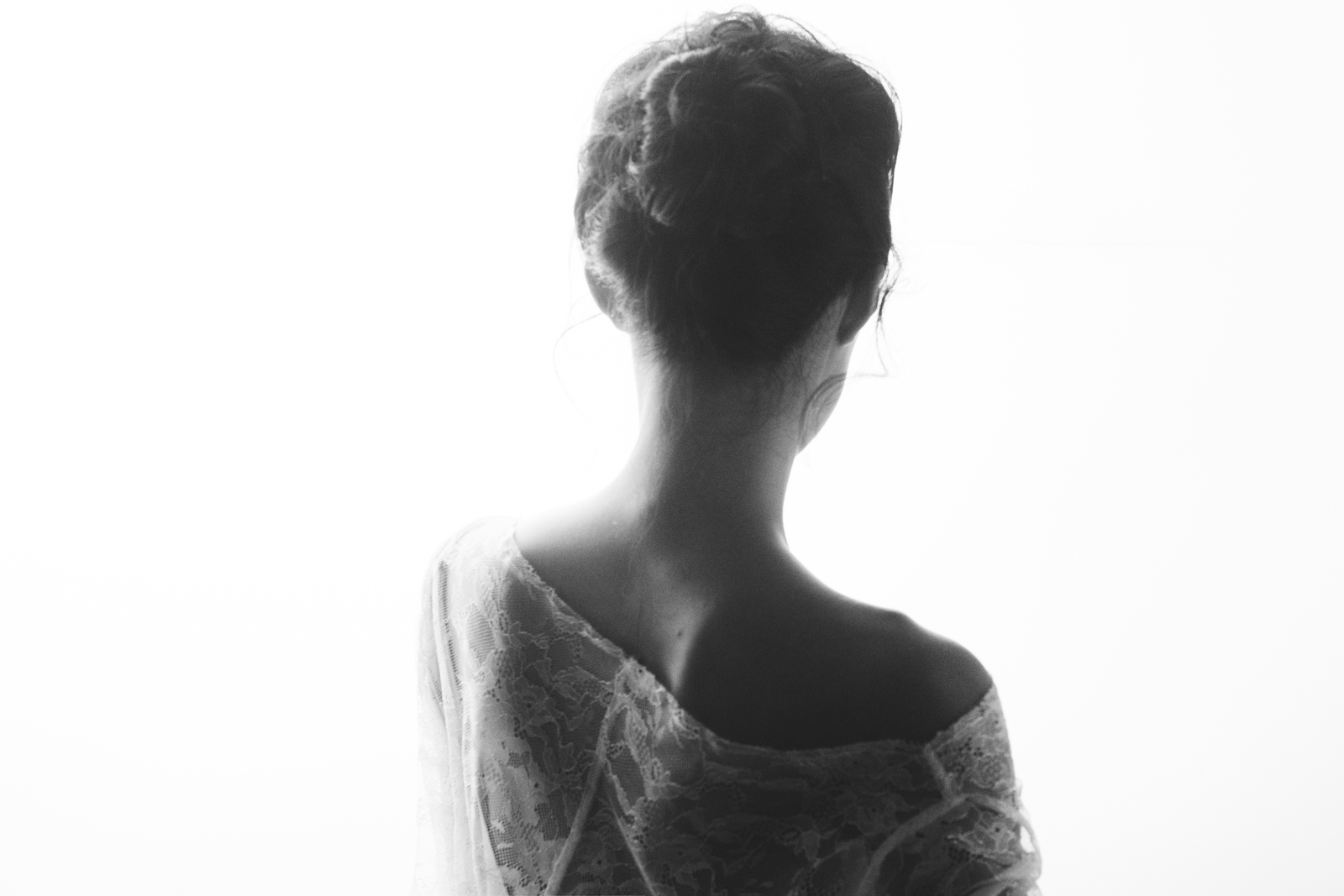 Bị chê diễn xuất đơ, bạn gái Cường Đô la tung ảnh gợi cảm - Ảnh 9. Bị chê diễn xuất đơ, bạn gái Cường Đô la tung ảnh gợi cảm - Ảnh 9.