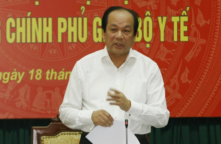 Nước uống nhiễm chì là do... doanh nghiệp - Ảnh 1. Nước uống nhiễm chì là do... doanh nghiệp - Ảnh 1.