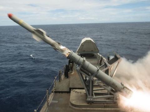  Hải quân Mỹ khó ruồng bỏ tên lửa NSM  - Ảnh 1.