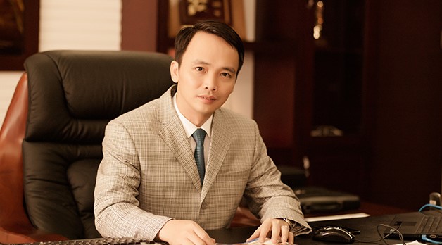 Chân dung đại gia giàu thứ 2 sàn chứng khoán Trịnh Văn Quyết - Ảnh 1.