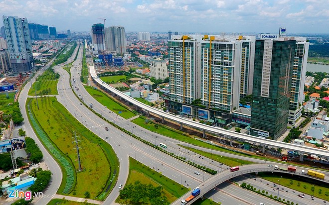 Những cung đường ở Sài Gòn dày đặc dự án bất động sản - Ảnh 1.