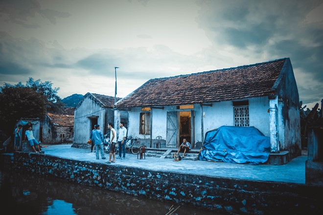 Cuộc sống khốn khổ của hai cụ già gần trăm tuổi - Ảnh 10. Cuộc sống khốn khổ của hai cụ già gần trăm tuổi - Ảnh 10.