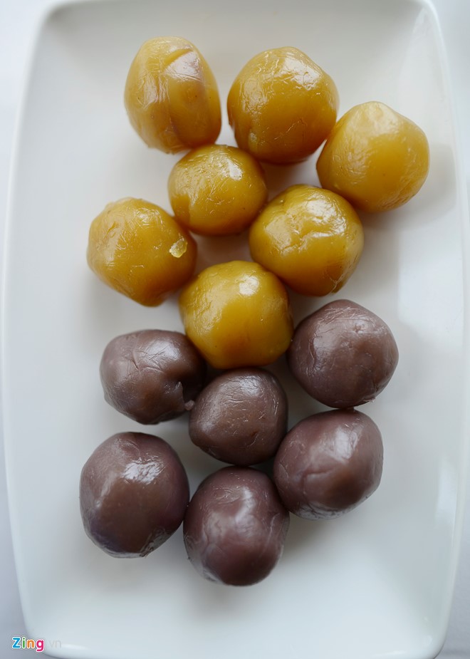 Bên trong lò sản xuất bánh Trung thu 5 sao - Ảnh 3.