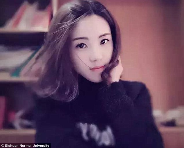 Trường đại học nổi tiếng với giáo viên xinh như hot girl - Ảnh 6.