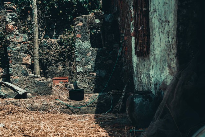 Hình ảnh ám ảnh của 2 cụ già gần trăm tuổi trong căn nhà cũ kỹ ở Ninh Bình - ảnh 8