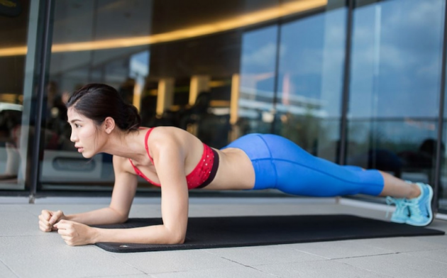 Bí mật về Plank, bài                                                          tập đang sôi                                                          sục từ phòng                                                          gym tới công                                                          sở - Ảnh 8.