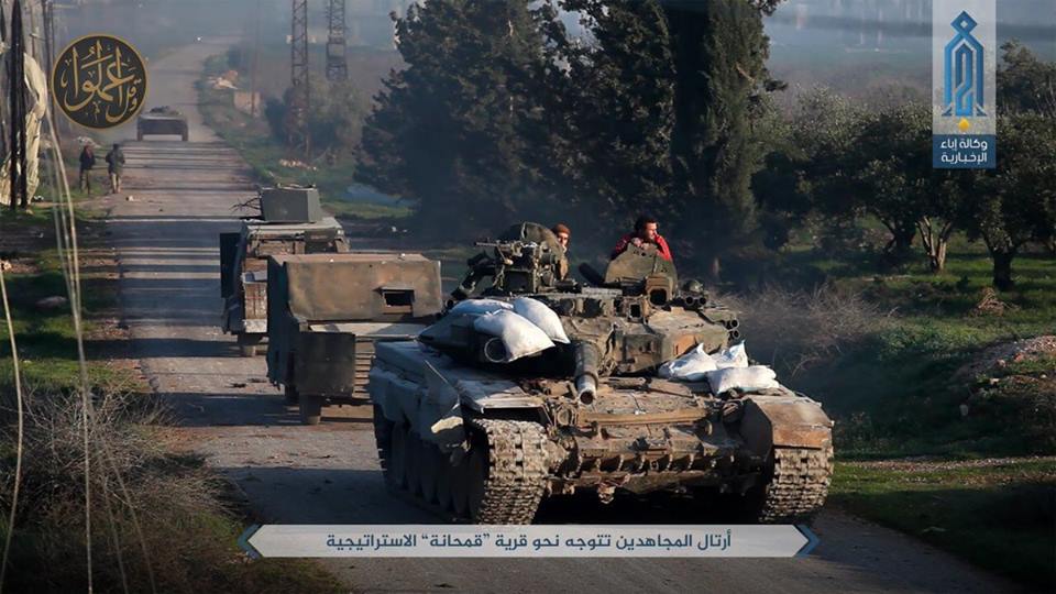 SHOCK: T-90 tanques disparados por T-72 en el campo de batalla Siria - Imagen 2. SỐC: Xe tăng T-90 bị T-72 bắn cháy trên chiến trường Syria - Ảnh 2.