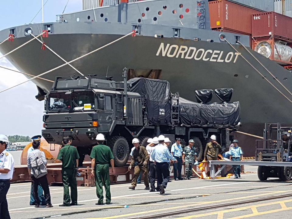 Xuất sắc bắn đạn thật, tiếp nhận triển khai tên lửa Spyder - Ảnh 2. Xuất sắc bắn đạn thật, tiếp nhận triển khai tên lửa Spyder - Ảnh 2.