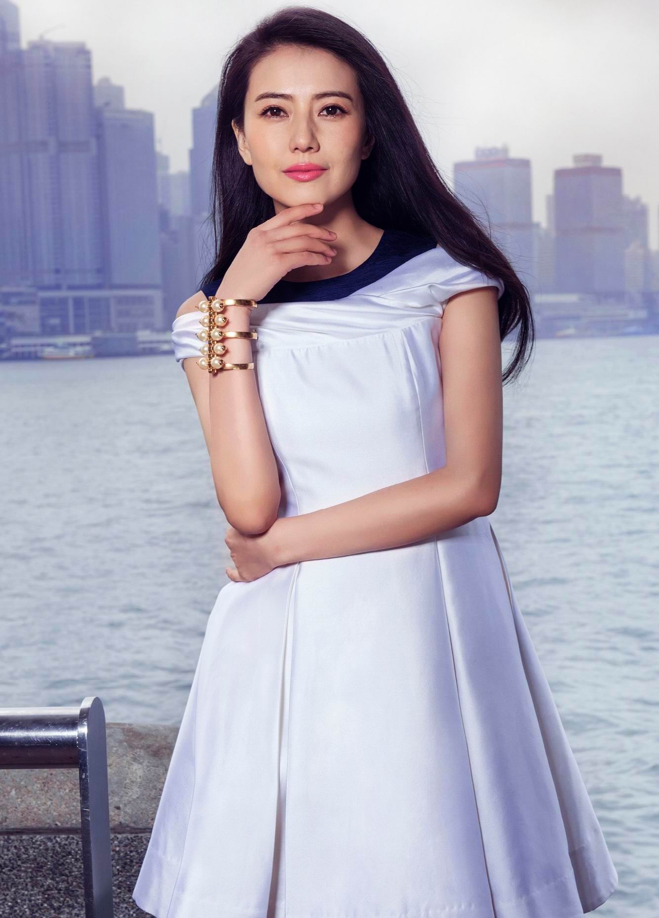 Chiêm ngưỡng nhan sắc của mỹ nhân có gương mặt đẹp nhất showbiz Hoa Ngữ - Ảnh 14. Chiêm ngưỡng nhan sắc của mỹ nhân có gương mặt đẹp nhất showbiz Hoa Ngữ - Ảnh 14.