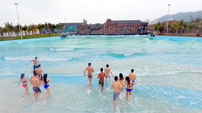 Công viên nước nghìn tỷ chính thức khai trương tại Hạ Long - Ảnh 4. Công viên nước nghìn tỷ chính thức khai trương tại Hạ Long - Ảnh 4.