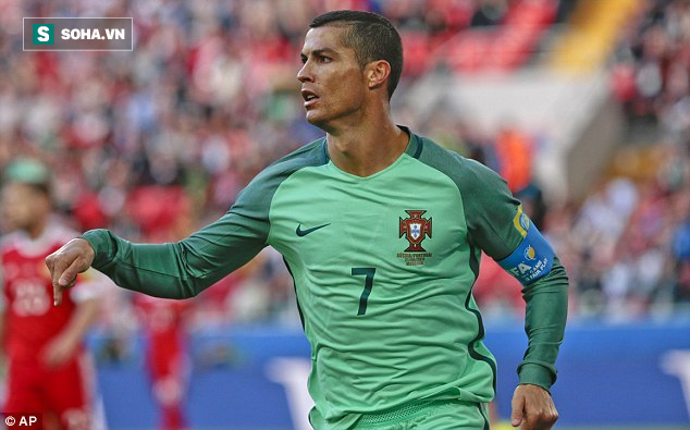 Ronaldo lên cơn điên, Bồ Đào Nha nhẹ nhàng hạ gục chủ nhà - Ảnh 4.