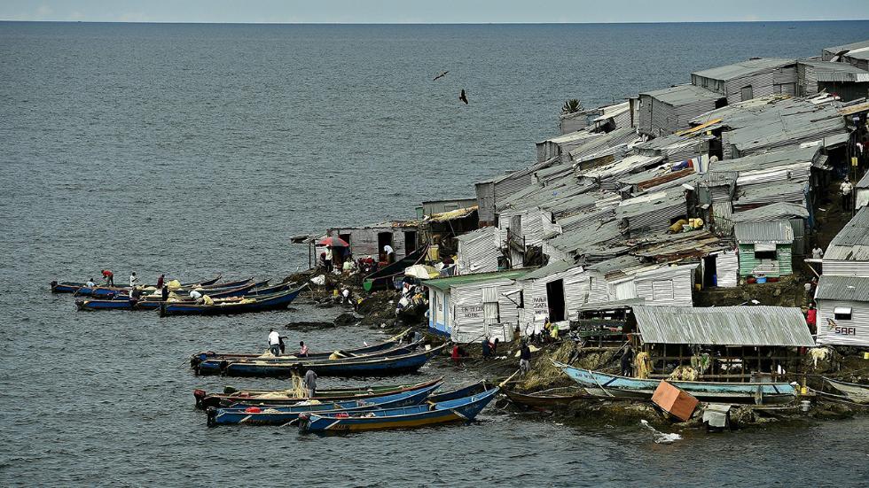 Cận cảnh hòn đảo nghẹt thở nhất thế giới - Ảnh 2. Cận cảnh hòn đảo nghẹt thở nhất thế giới - Ảnh 2.