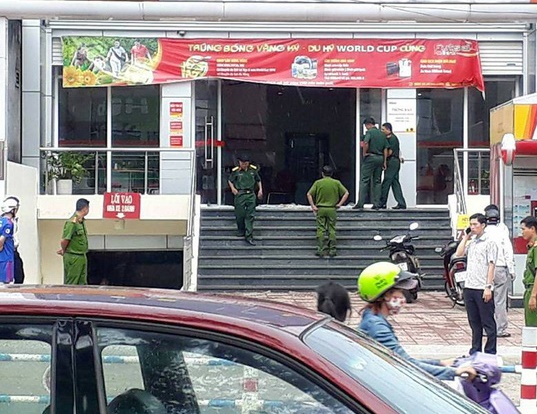 Vụ cướp ngân hàng táo tợn ở Đồng Nai: Xác định chân dung nghi phạm - Ảnh 1. Vụ cướp ngân hàng táo tợn ở Đồng Nai: Xác định chân dung nghi phạm - Ảnh 1.