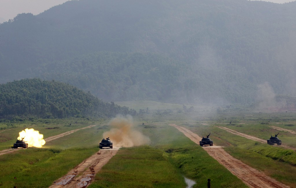 Kỳ tích xe tăng Việt Nam: Chỉ 2 thành viên, khoắng xuống biển, xơi tái tàu biệt kích - Ảnh 4. Kỳ tích xe tăng Việt Nam: Chỉ 2 thành viên, khoắng xuống biển, xơi tái tàu biệt kích - Ảnh 4.