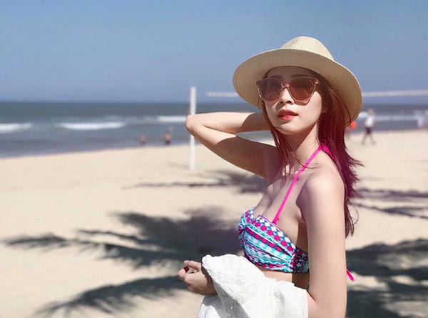 Ảnh mặc bikini hiếm hoi của Đặng Thu Thảo, Huyền My - Ảnh 2.