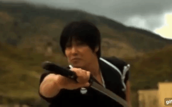 Siêu anh hùng: Bậc thầy kiếm thuật Nhật Bản chém đứt đôi viên đạn đang bay 200 dặm/h