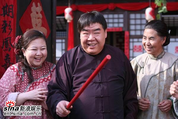 Bi kịch đời chàng mập nổi tiếng nhất Trung Hoa: Đóng phim nóng để trả nợ vì sa cơ lỡ vận - Ảnh 3.