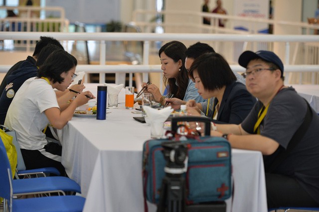 Khám phá bếp ăn phục vụ 3.000 phóng viên ở Trung tâm Báo chí APEC - Ảnh 11.