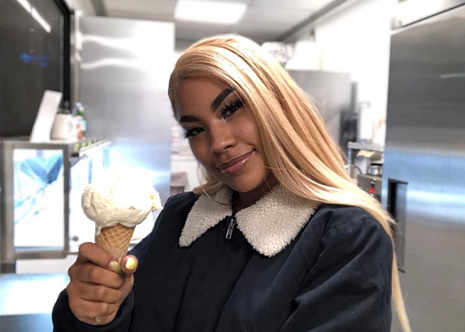 Ảnh chụp tự sướng từ iPhone X dưới tay nhiếp ảnh gia - Ảnh 4. Ảnh chụp tự sướng từ iPhone X dưới tay nhiếp ảnh gia - Ảnh 4.