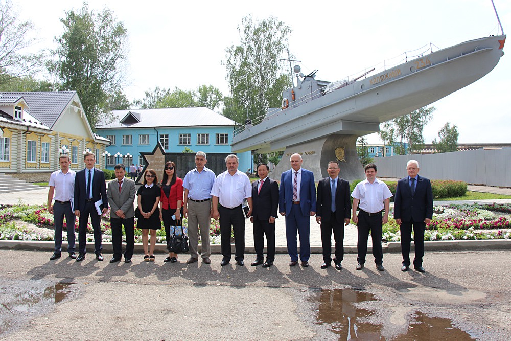 Tổng thống Tatarstan (thuộc Nga): Việt Nam có kế hoạch mua thêm tàu hộ vệ tên lửa Gepard - Ảnh 2. Tổng thống Tatarstan (thuộc Nga): Việt Nam có kế hoạch mua thêm tàu hộ vệ tên lửa Gepard - Ảnh 2.