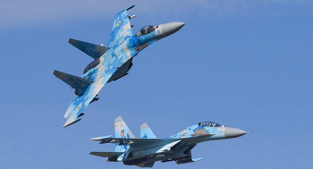 Tiêm kích Su-27 Ukraine vừa rơi khi không chiến với F-15, phi công Mỹ thiệt mạng - Ảnh 2. Tiêm kích Su-27 Ukraine vừa rơi khi không chiến với F-15, phi công Mỹ thiệt mạng - Ảnh 2.