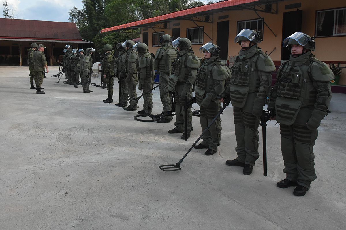 Trang bị hiện đại của lính công binh Nga đang hoạt động tại Lào - Ảnh 12. Trang bị hiện đại của lính công binh Nga đang hoạt động tại Lào - Ảnh 12.