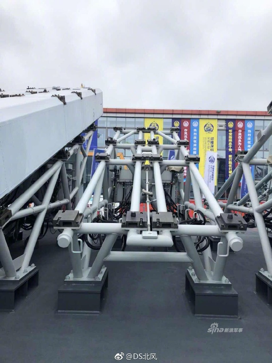 Bất ngờ với vũ khí đầy nguy hiểm trên khu trục hạm Thâm Quyến của Trung Quốc sau nâng cấp - Ảnh 8. Bất ngờ với vũ khí đầy nguy hiểm trên khu trục hạm Thâm Quyến của Trung Quốc sau nâng cấp - Ảnh 8.