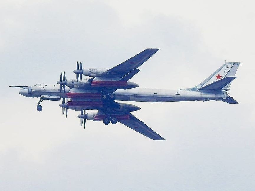 Tu-95 và sự trở lại của bóng ma Chiến tranh Lạnh - Ảnh 4. Tu-95 và sự trở lại của bóng ma Chiến tranh Lạnh - Ảnh 4.