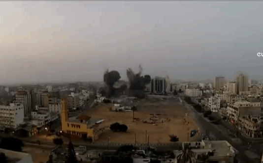 NÓNG: Israel bị tấn công - "Vòm Sắt" ồ ạt khai hỏa, chiến đấu cơ, trực thăng xuất kích