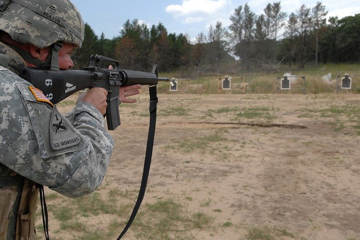 Điểm danh các loại súng ngắn, súng trường và súng máy của lục quân Mỹ - Ảnh 9. Điểm danh các loại súng ngắn, súng trường và súng máy của lục quân Mỹ - Ảnh 9.