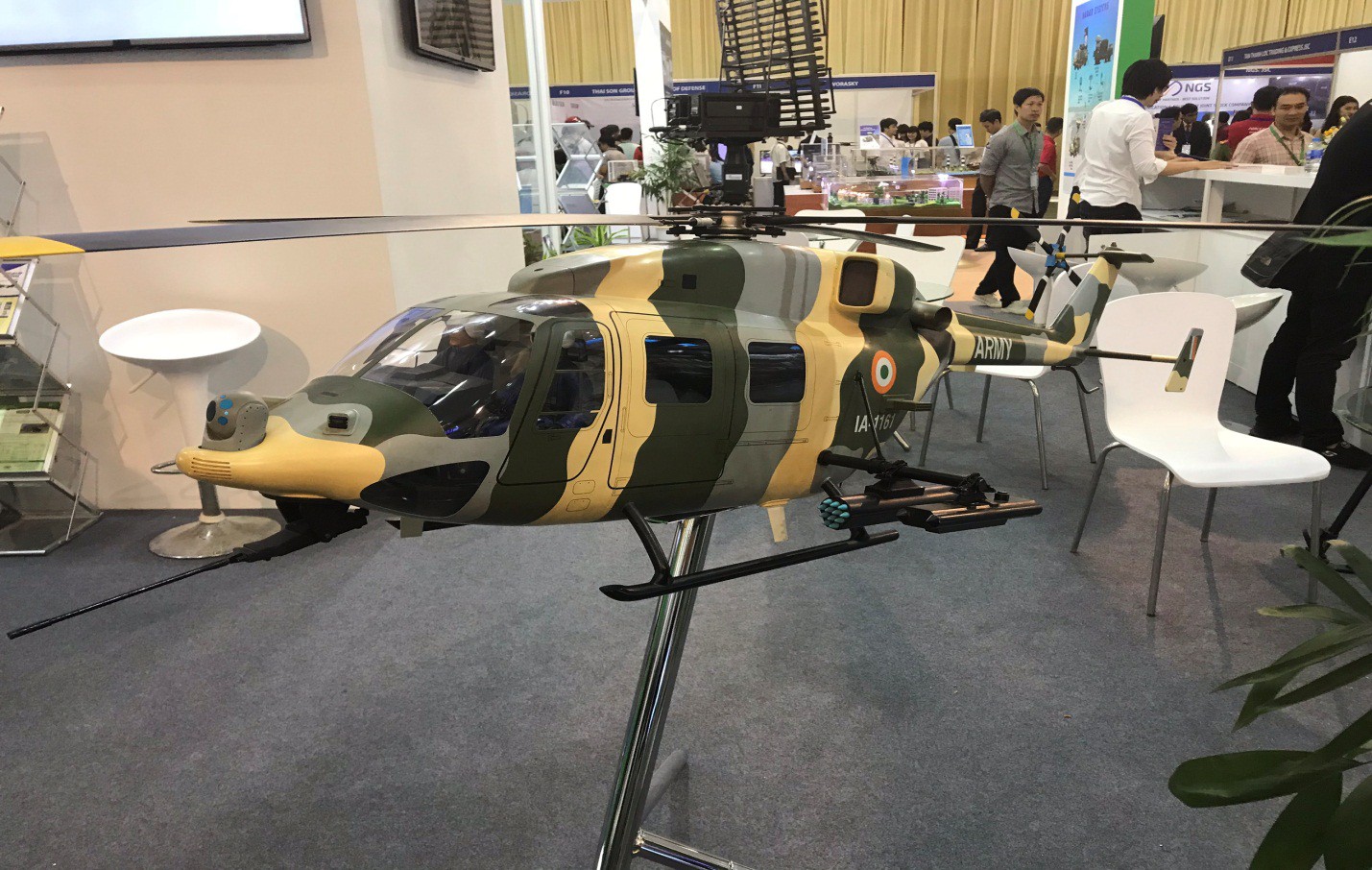 Ấn Độ muốn chào bán máy bay vận tải Do 228 và trực thăng Dhruv cho Việt Nam? - Ảnh 3. Ấn Độ muốn chào bán máy bay vận tải Do 228 và trực thăng Dhruv cho Việt Nam? - Ảnh 3.