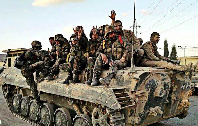 Chuyên gia: Ngay cả khi có S-300, Syria vẫn có thể bắn nhầm máy bay Nga - Ảnh 2. Chuyên gia: Ngay cả khi có S-300, Syria vẫn có thể bắn nhầm máy bay Nga - Ảnh 2.