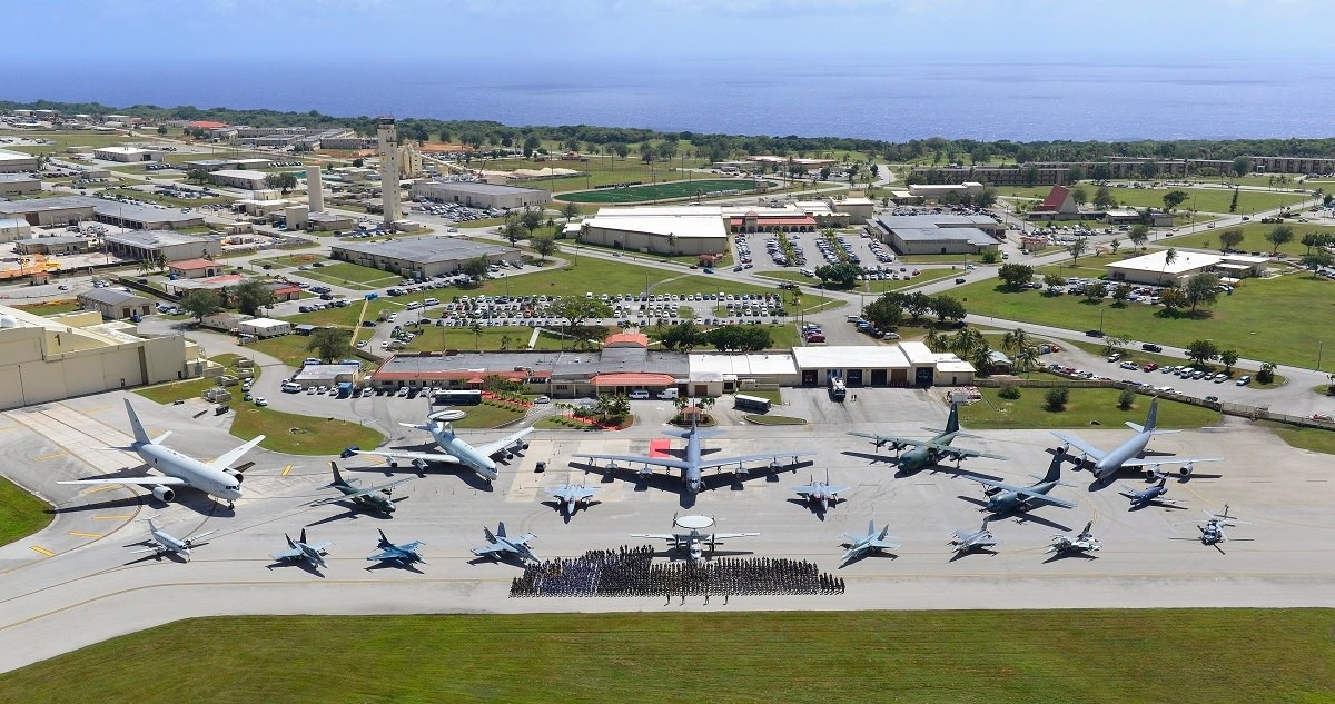 Viễn cảnh DF-26 Trung Quốc san phẳng căn cứ Mỹ: Sát thủ diệt Guam hay sát thủ... quấy rối? - Ảnh 2. Viễn cảnh DF-26 Trung Quốc san phẳng căn cứ Mỹ: Sát thủ diệt Guam hay sát thủ... quấy rối? - Ảnh 2.