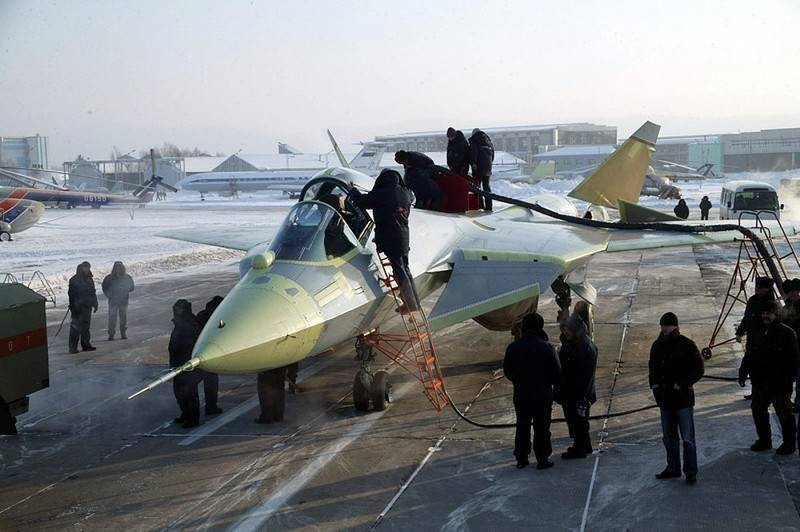 Phi công Su-57 thử đồ bay chống quá tải mới - Ảnh 2. Phi công Su-57 thử đồ bay chống quá tải mới - Ảnh 2.