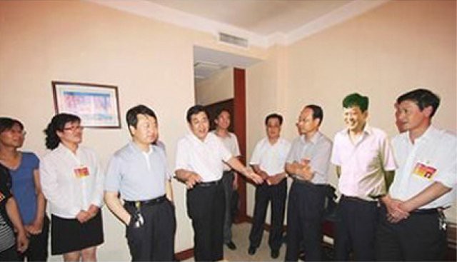 Những lần photoshop thảm họa tới khó tin của truyền thông Trung Quốc - Ảnh 7.