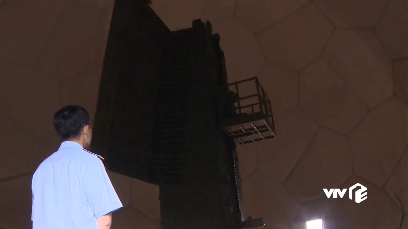 Cận cảnh khí tài hiện đại bậc nhất ĐNÁ của PK Việt Nam trong trạng thái trực chiến - Ảnh 4. Cận cảnh khí tài hiện đại bậc nhất ĐNÁ của PK Việt Nam trong trạng thái trực chiến - Ảnh 4.