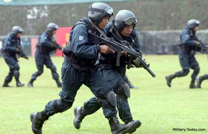 Ảnh: Súng Heckler&Koch MP5 - Khẩu tiểu liên huyền thoại của người Đức - Ảnh 1. Ảnh: Súng Heckler&Koch MP5 - Khẩu tiểu liên huyền thoại của người Đức - Ảnh 1.