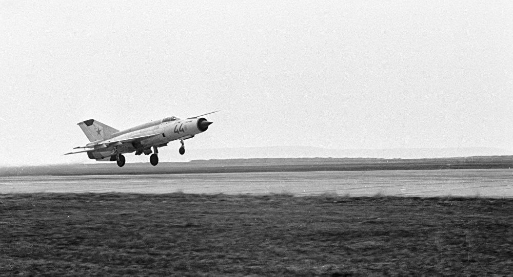 MiG-21 lao vút như tên lửa, hạ gục máy bay Mỹ: Lật mặt chiến dịch do thám tối mật của CIA - Ảnh 2. MiG-21 lao vút như tên lửa, hạ gục máy bay Mỹ: Lật mặt chiến dịch do thám tối mật của CIA - Ảnh 2.