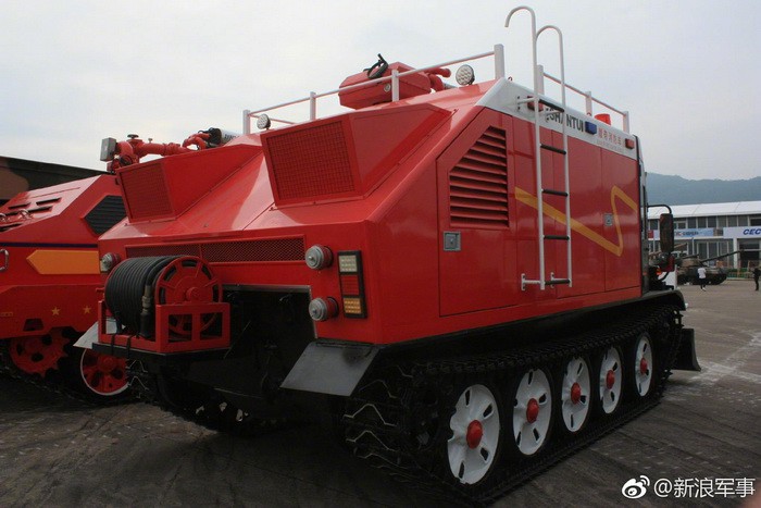 Hoa mắt trước gia đình xe tăng Type 59 nâng cấp tại Zhuhai Airshow 2018 - Ảnh 7. Hoa mắt trước gia đình xe tăng Type 59 nâng cấp tại Zhuhai Airshow 2018 - Ảnh 7.