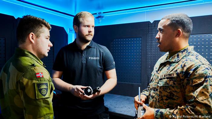 Chiến thuật của Nga khiến NATO phải học lại kỹ năng chiến đấu từ thời Chiến tranh Lạnh - Ảnh 2. Chiến thuật của Nga khiến NATO phải học lại kỹ năng chiến đấu từ thời Chiến tranh Lạnh - Ảnh 2.