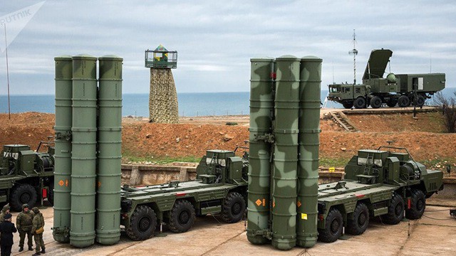 Mỹ đánh cắp công nghệ tên lửa S-300 của Nga: Cứ vô tư đi! - Ảnh 2. Mỹ đánh cắp công nghệ tên lửa S-300 của Nga: Cứ vô tư đi! - Ảnh 2.