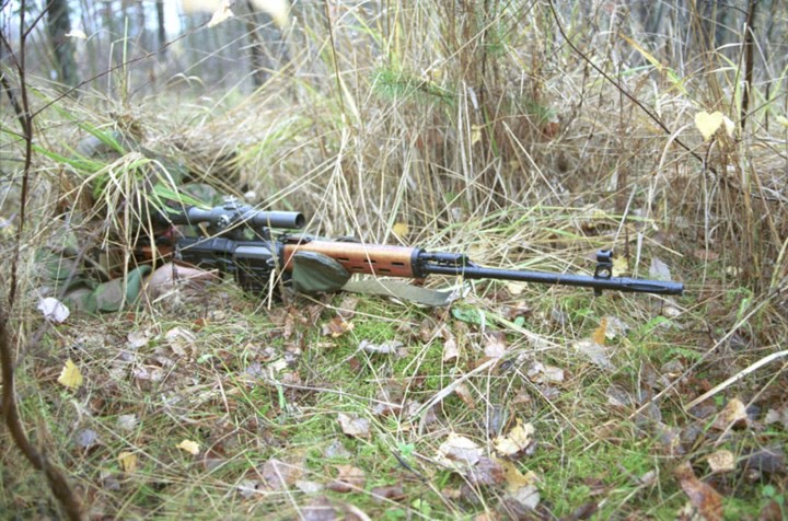 Sức mạnh súng trường bắn tỉa huyền thoại Dragunov SVD của Nga - Ảnh 13. Sức mạnh súng trường bắn tỉa huyền thoại Dragunov SVD của Nga - Ảnh 13.